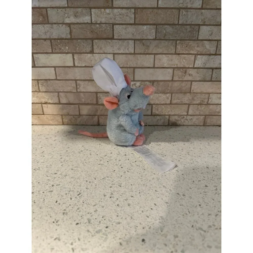 Disney Remy Ratatouille Magnetic‎ Shoulder Plush